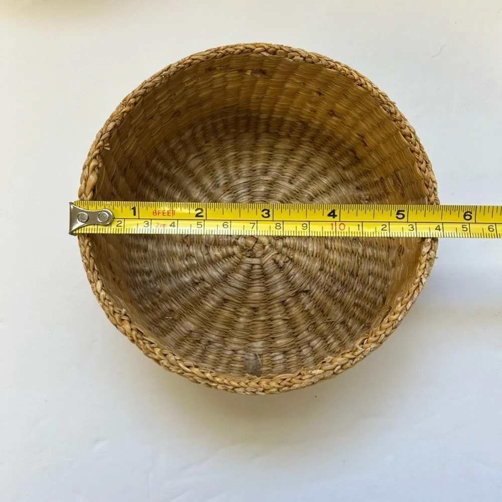 Handwoven Natural Basket Set of 2 / like new/ never used